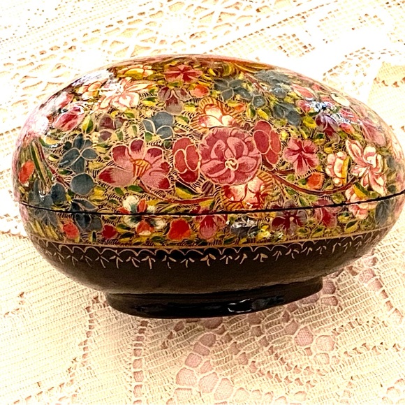 Kasmiri “Easter” Egg Handmade 5” Gold/Beautiful Colors One-of-A-Kind All Season - Picture 4 of 10